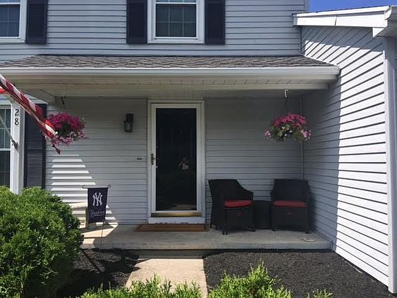 3rd image of 28 Carter Dr
