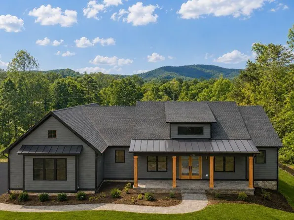 3769 Stony Point Rd, Charlottesville, VA 22911