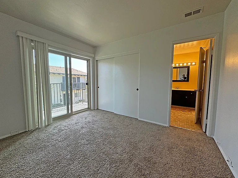 3218 Loma Riviera Dr — Photo 27