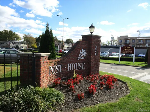 324 Post Avenue #12F, Westbury, NY 11590