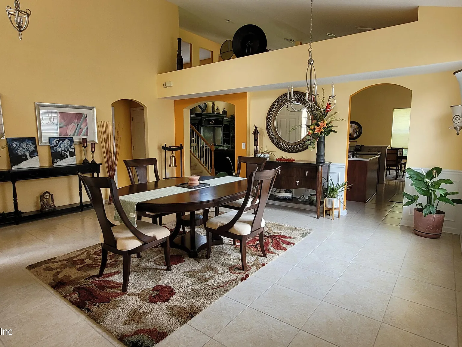 4 bed, 2.5 bath, 2920 sqft, $2,995 — Photo 4
