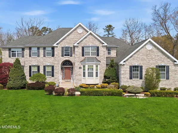 1842 Charlton Circle, Toms River, NJ 08755