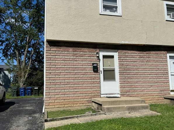 4052 Halsey Pl #54