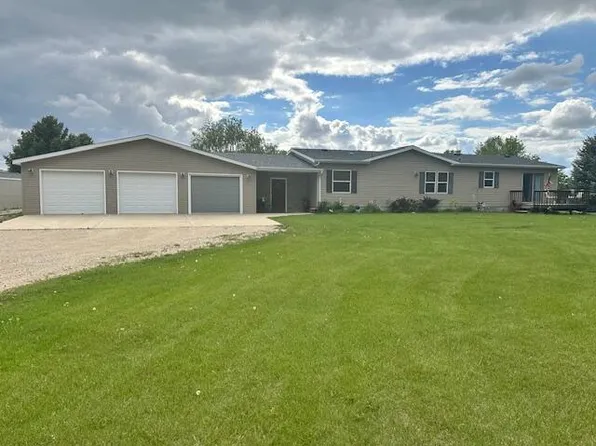 12927 385th Ave, Aberdeen, SD 57401