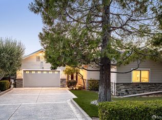 1127 Oak Hill Rd, Lafayette, CA 94549