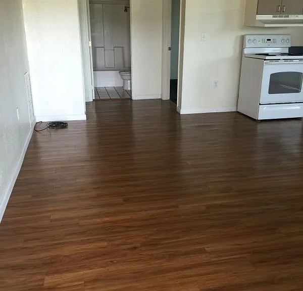 9999 NE 120th St #11 — Photo 3