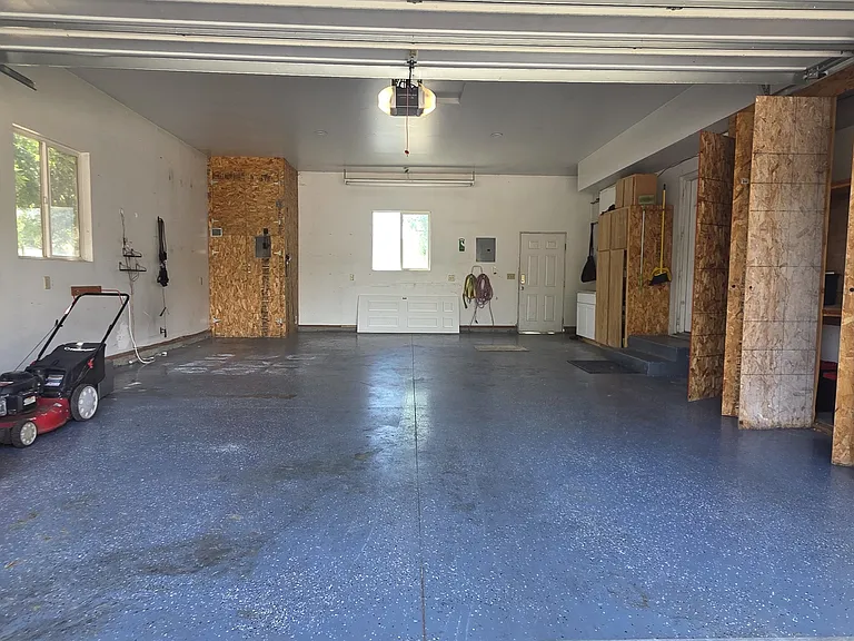 2713 W Dill Dr — Photo 14