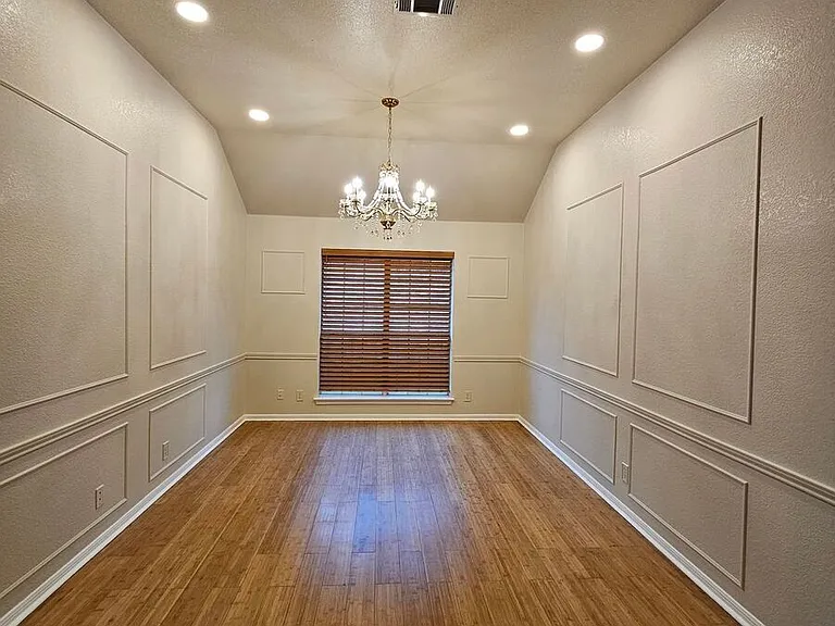 2021 Herald Dr — Photo 8