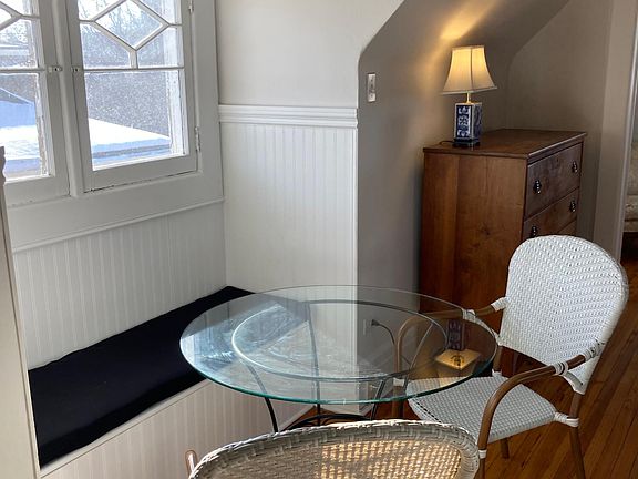 Dining nook