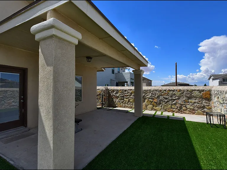 221 Jennice Cir — Photo 42