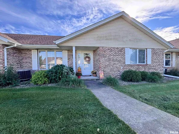 2005 S Madison St, Macomb, IL 61455