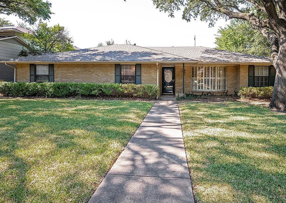 1st image of 7736 La Cosa Dr