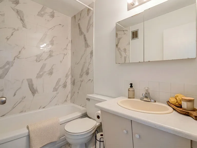 11639 124th St NW — Photo 9