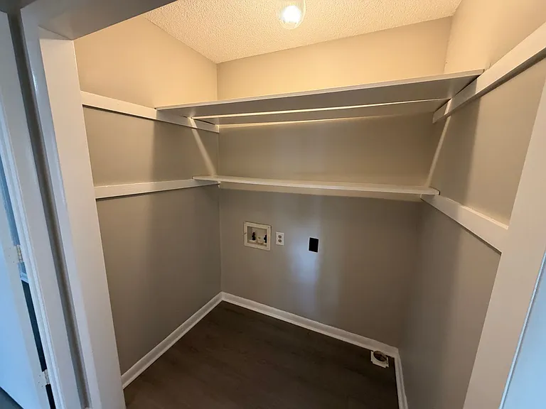116 W Church St — Photo 5