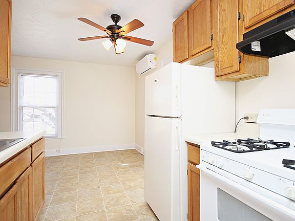 5th image of 712 Monticello Ave #C