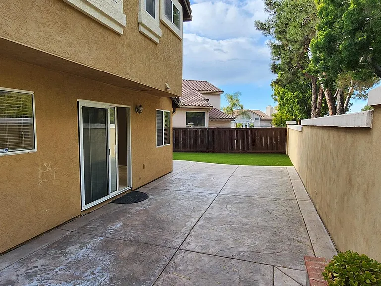1251 Boca Raton Dr — Photo 11