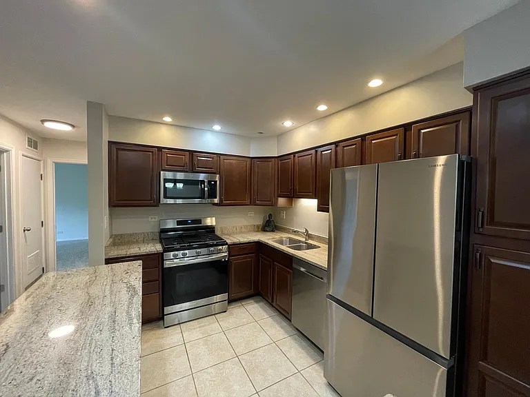 Granite counters and all new appliances