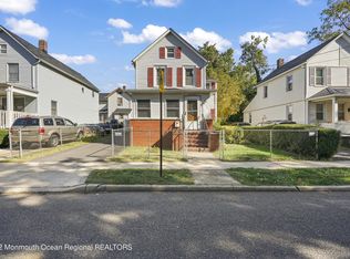 71 Center St, Freehold, NJ 07728