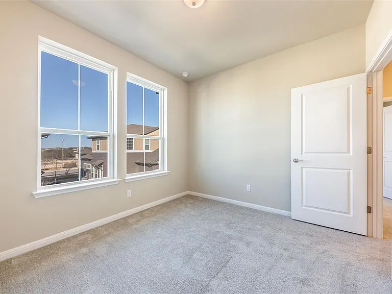 1015 Vista View Dr #2101 — Photo 14