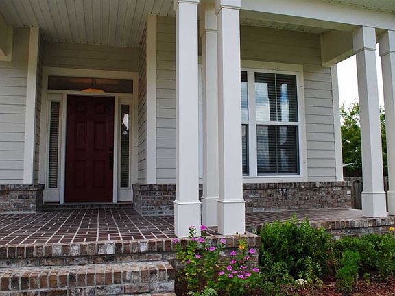 3rd image of 154 Harlan Ct