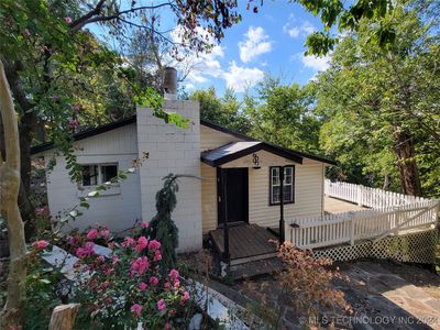 385 Twin Hills Rd, Locust Grove, OK, 74352