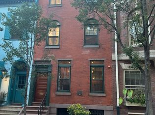 230 S 21st St #2, Philadelphia, PA 19103