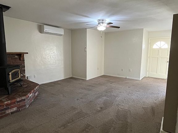 4th image of 4552 40th St #1
