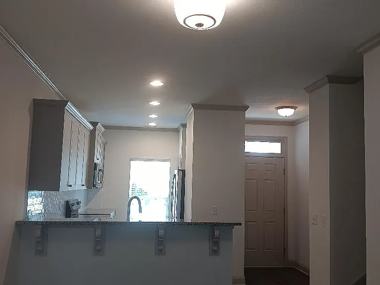 724 Buddy Ct — Photo 7