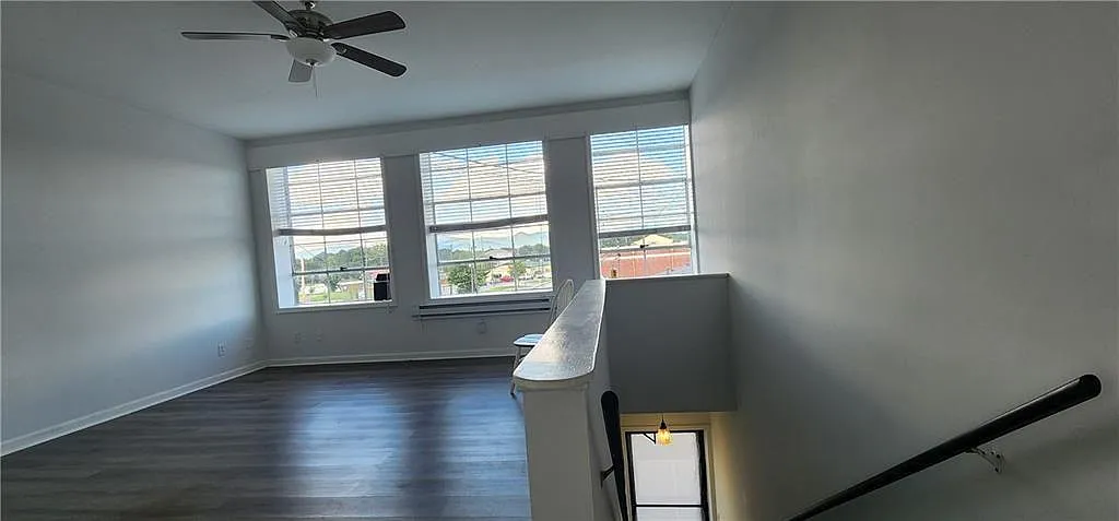 1 bed, 1.0 bath, 828 sqft, $1,450 — Photo 3