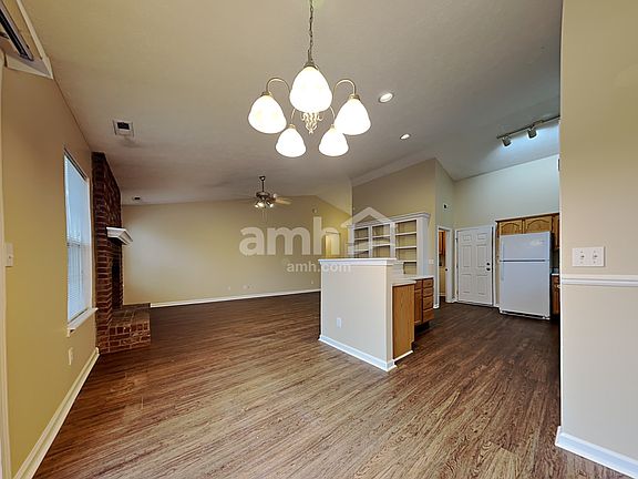 4th image of 17136 Shadoan Way