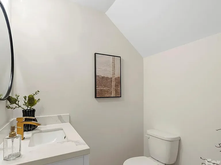 1104 Wonder Way — Photo 13