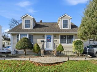 1120 Greslin Ter, Rahway City, NJ 07065