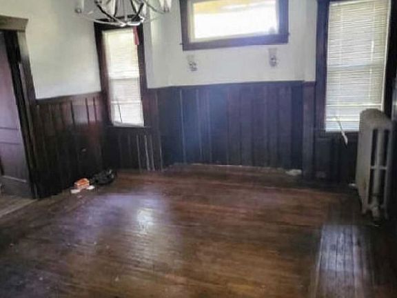 Formal Dining