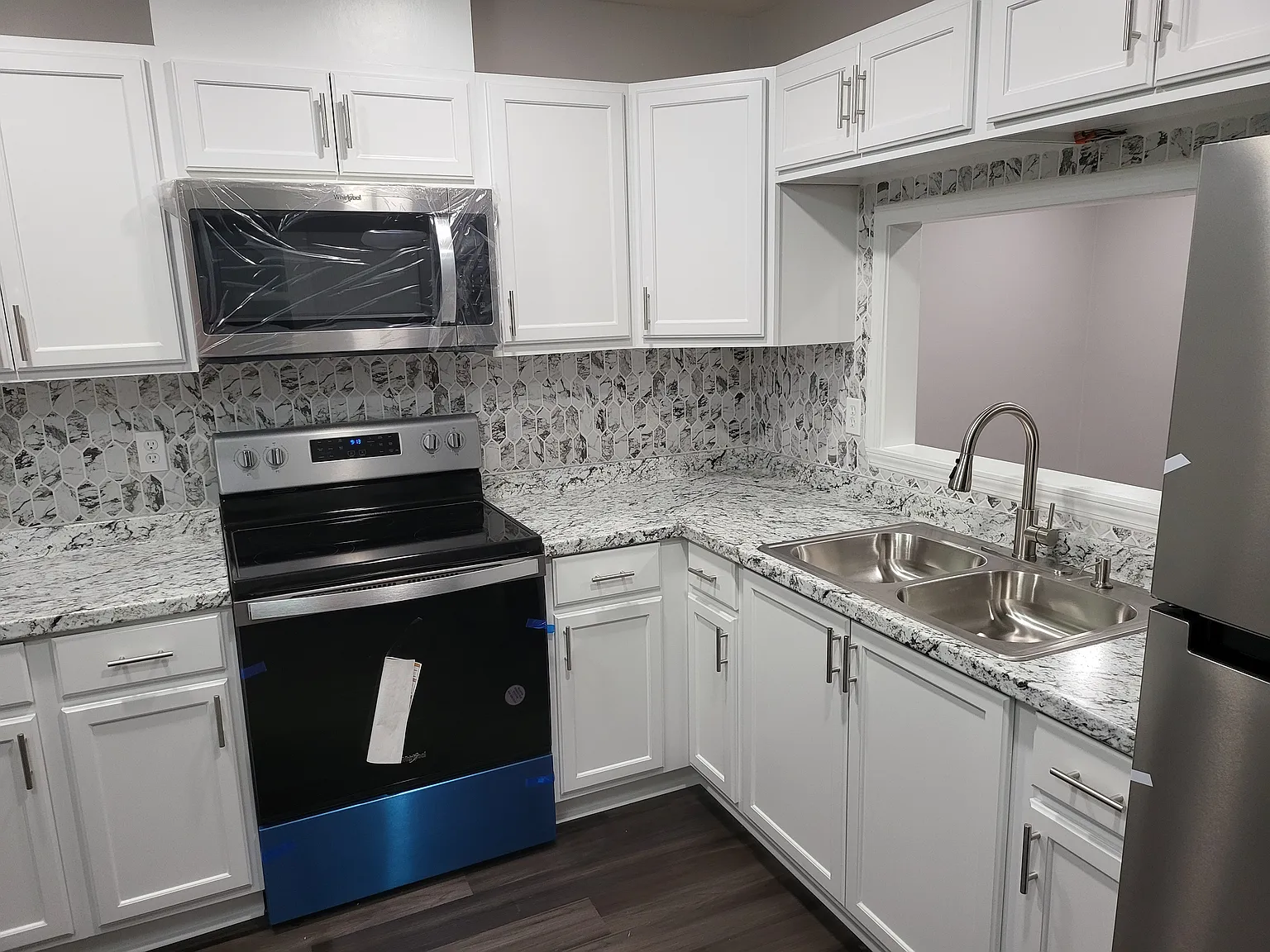 2 bed, 800 sqft, $1,500 — Photo 2