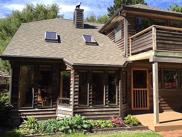 2nd image of 443 Treasure Cove Ln