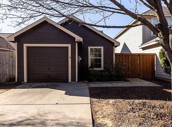 3rd image of 1436 Pine Ln