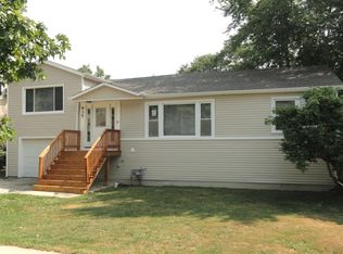 935 S Lombard Ave, Lombard, IL