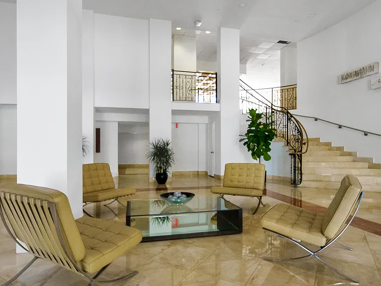 5825 Collins Ave #10G — Photo 20