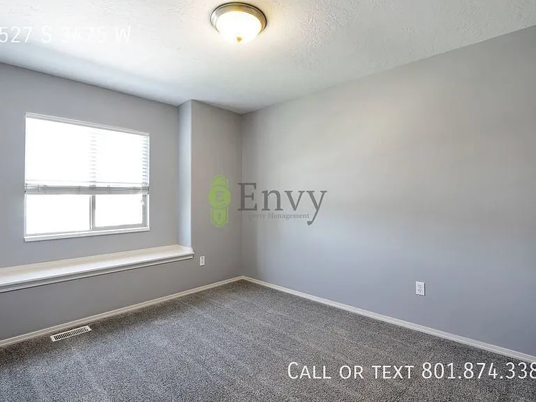 4527 S 3475 W — Photo 14