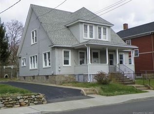 42 Briggs St, New London, CT 06320