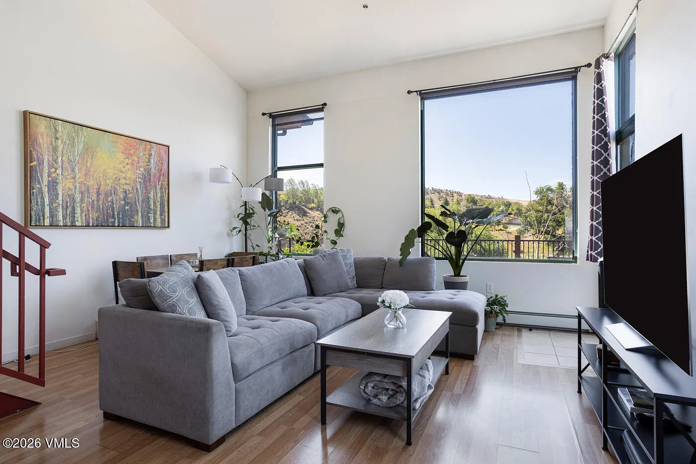 2 bed, 2.0 bath, 1305 sqft, $3,200 — Photo 3