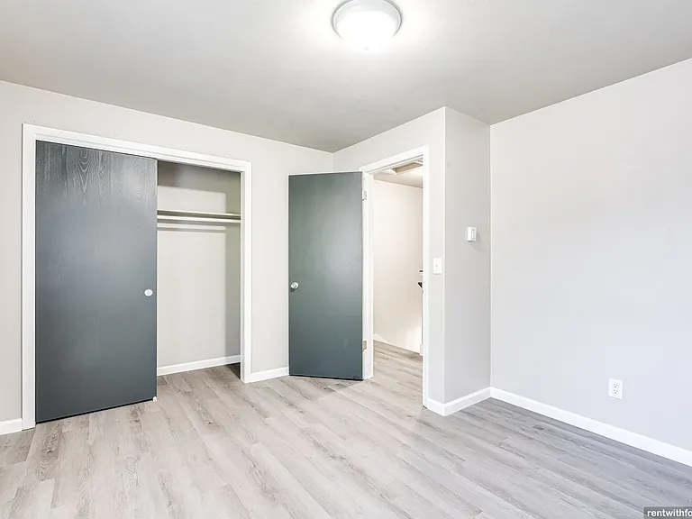 1327 Trader Rd. — Photo 11