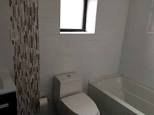 Rented by Uptown Flats LLC | media 30