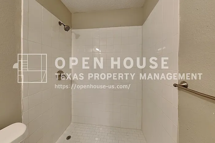 2505 Avalon Creek Way — Photo 18