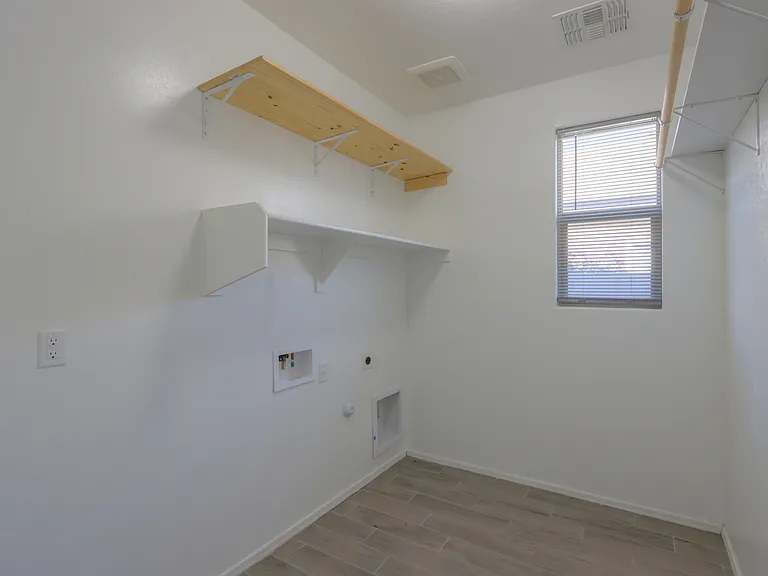 1252 E Judi St — Photo 12
