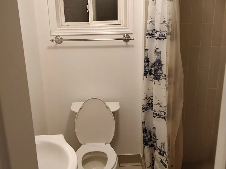 715 Ossington Ave #1 — Photo 12