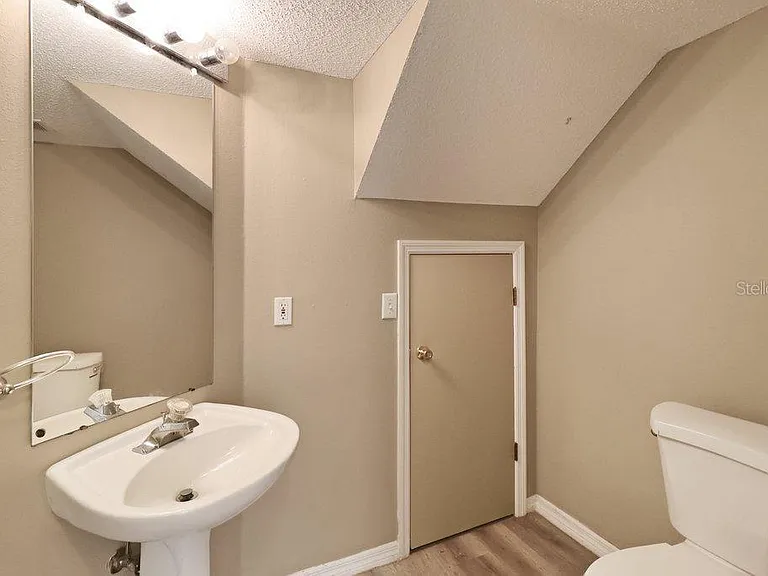 7127 Waterside Dr — Photo 21