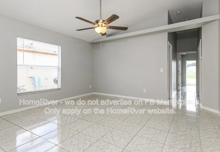 1529 Ridge Pointe Dr — Photo 3