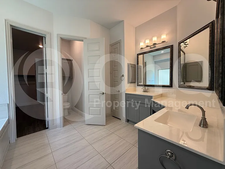 14697 Valley Trl — Photo 29
