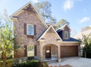 221 Hickory Woods Dr, Auburn, AL 36830